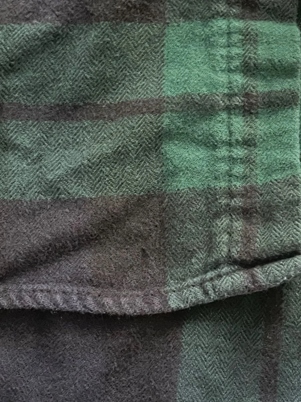 J.Crew Flannel Shirt Men’s L Slim Fit Green Black Buffalo Plaid Cotton Button Up